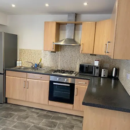 Home Sleeps5-Netflix-Parkg-Near City Center Etihad Manchester Exterior photo