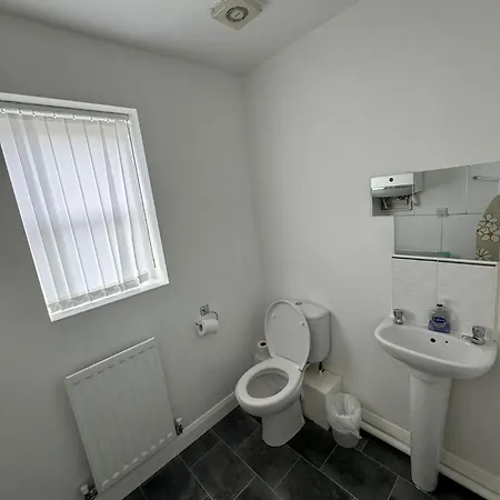 Home Sleeps5-Netflix-Parkg-Near City Center Etihad Manchester Exterior photo